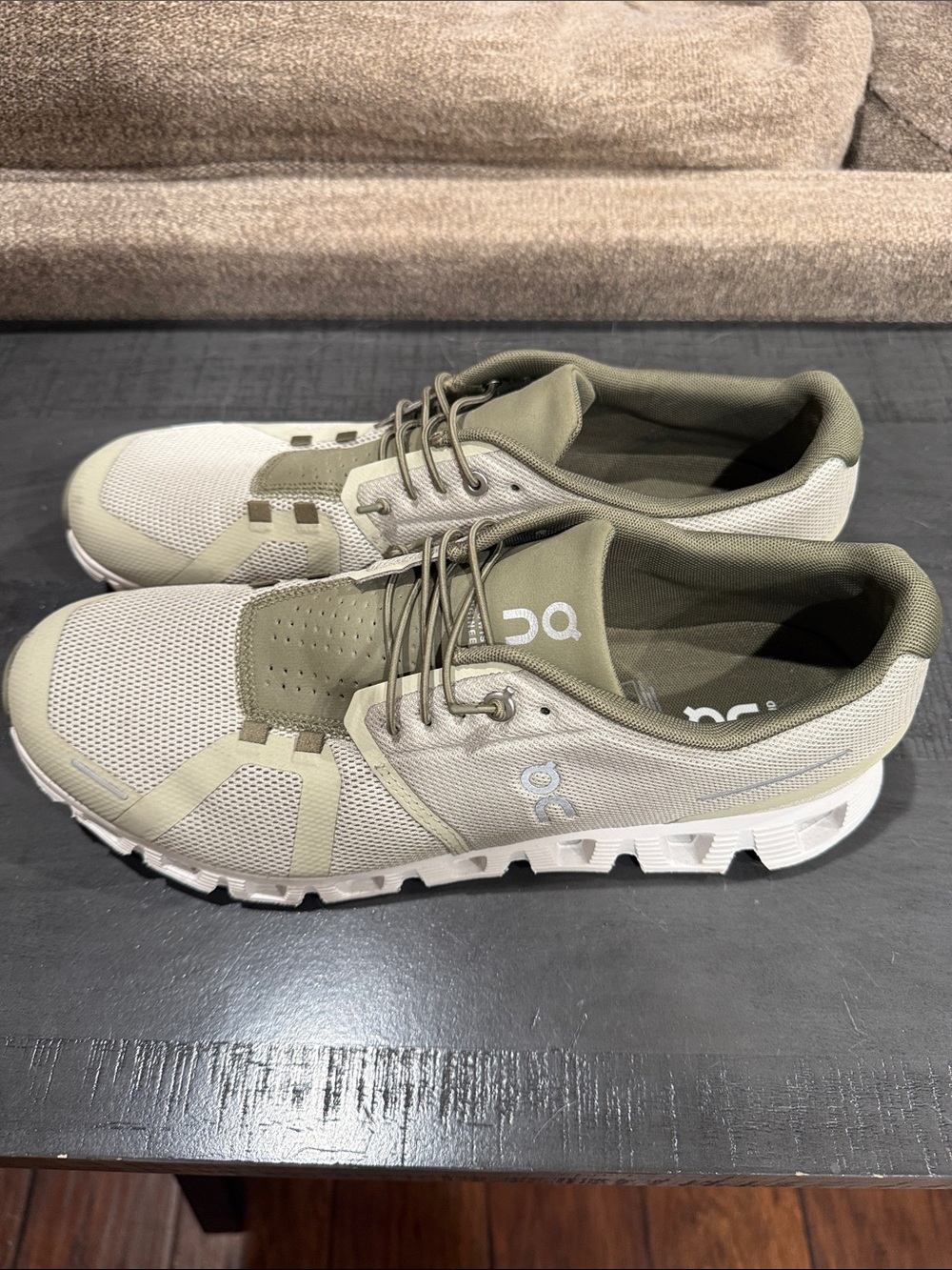 On Running Men’s Cloud 6 Sneakers — Olive & Cream